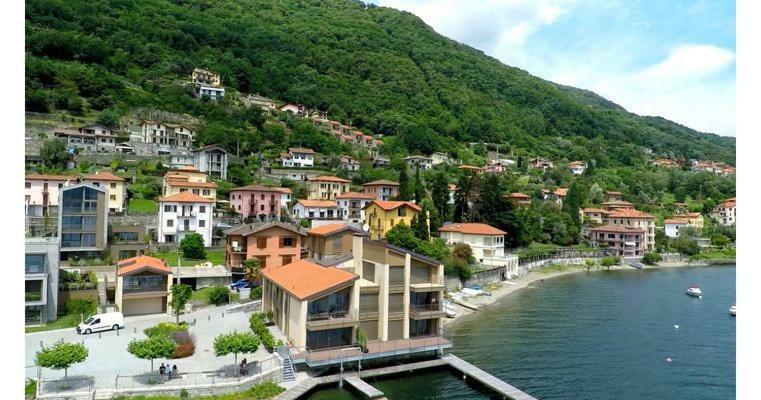 Terrazza Sul Lago - Acquaseria, San Siro By Lovecomo ภายนอก รูปภาพ